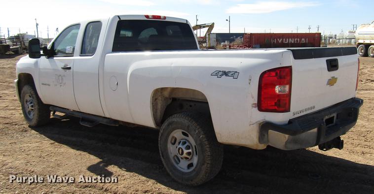 image for item DB6922 2011 Chevrolet Silverado 2500HD Ext. Cab pickup truck