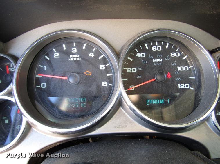 image for item DB6922 2011 Chevrolet Silverado 2500HD Ext. Cab pickup truck