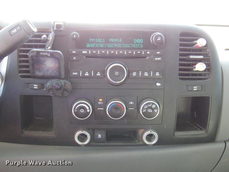 image for item DB6922 2011 Chevrolet Silverado 2500HD Ext. Cab pickup truck