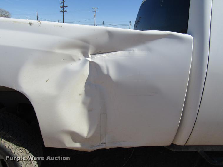 image for item DB6922 2011 Chevrolet Silverado 2500HD Ext. Cab pickup truck