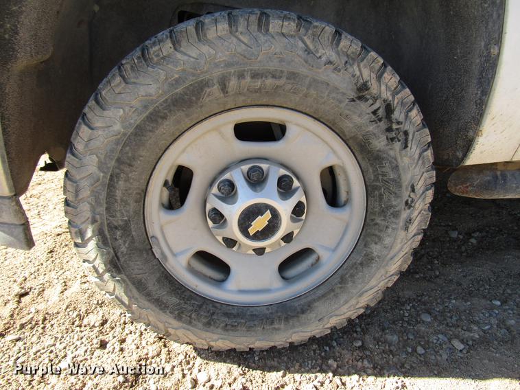 image for item DB6922 2011 Chevrolet Silverado 2500HD Ext. Cab pickup truck