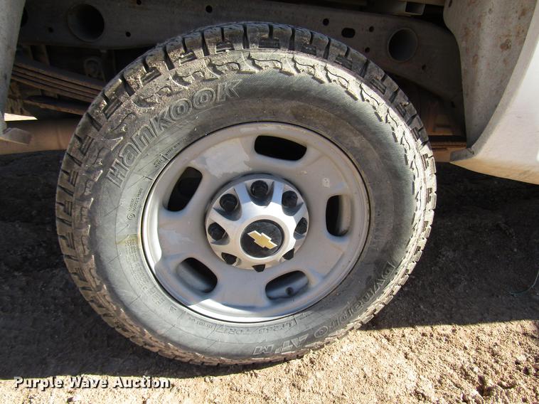 image for item DB6922 2011 Chevrolet Silverado 2500HD Ext. Cab pickup truck