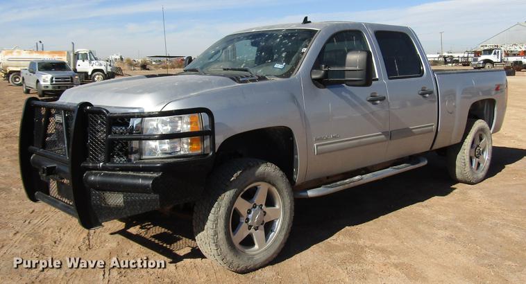 image for item DB6923 2012 Chevrolet Silverado 2500HD Crew Cab pickup truck