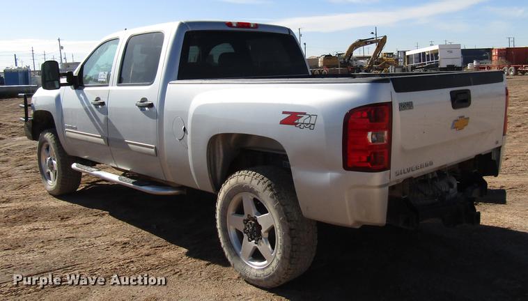image for item DB6923 2012 Chevrolet Silverado 2500HD Crew Cab pickup truck