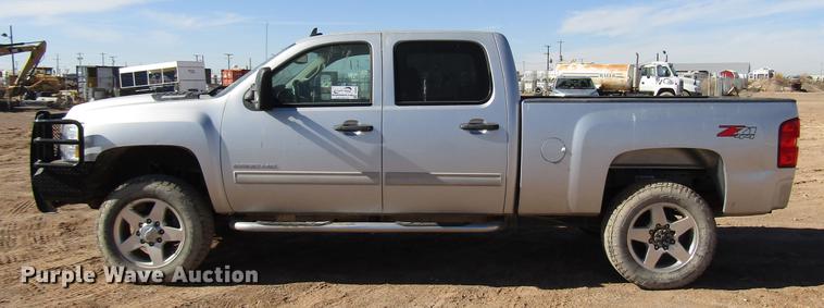 image for item DB6923 2012 Chevrolet Silverado 2500HD Crew Cab pickup truck