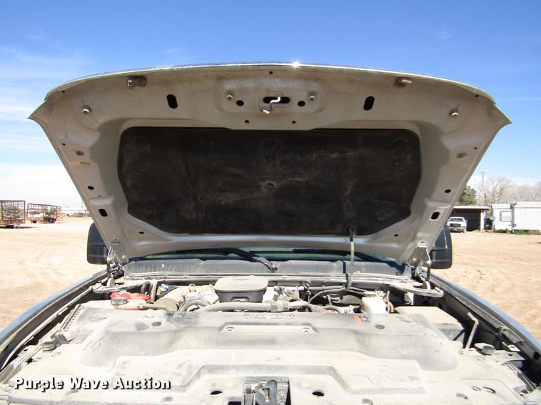 image for item DB6923 2012 Chevrolet Silverado 2500HD Crew Cab pickup truck