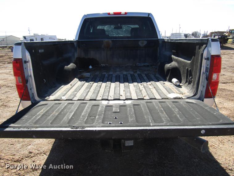 image for item DB6923 2012 Chevrolet Silverado 2500HD Crew Cab pickup truck