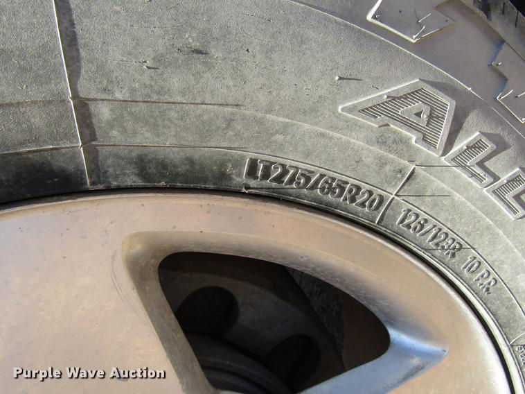 image for item DB6923 2012 Chevrolet Silverado 2500HD Crew Cab pickup truck