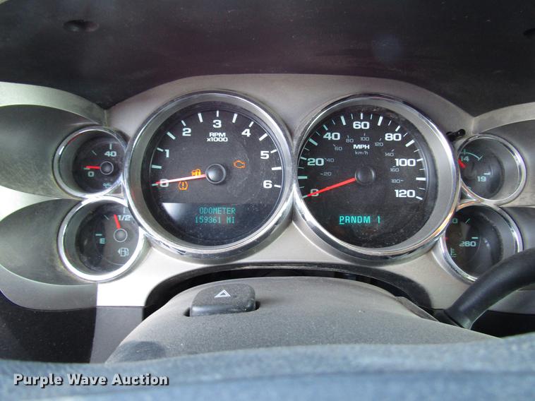 image for item DB6929 2011 GMC Sierra 2500HD Crew Cab pickup truck