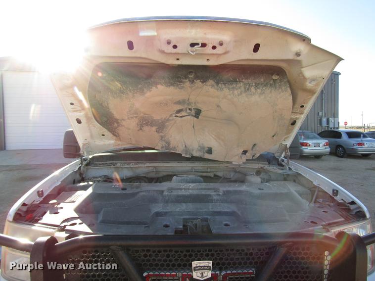 image for item DB6929 2011 GMC Sierra 2500HD Crew Cab pickup truck