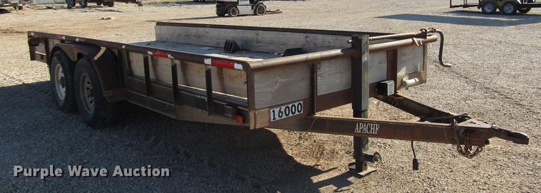 image for item DB6932 2006 Apache utility trailer