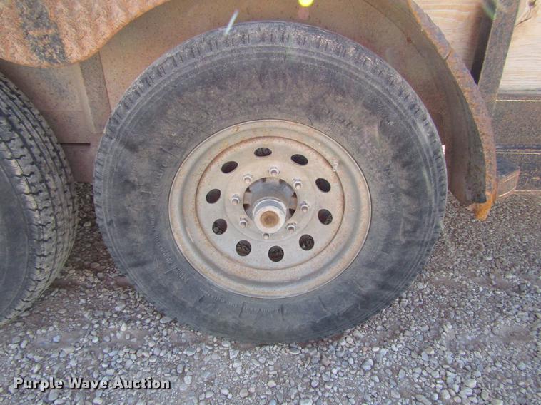 image for item DB6932 2006 Apache utility trailer