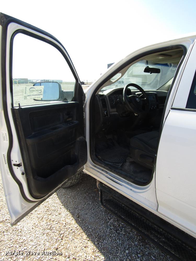 image for item DB6936 2012 Dodge Ram 2500 Crew Cab pickup truck