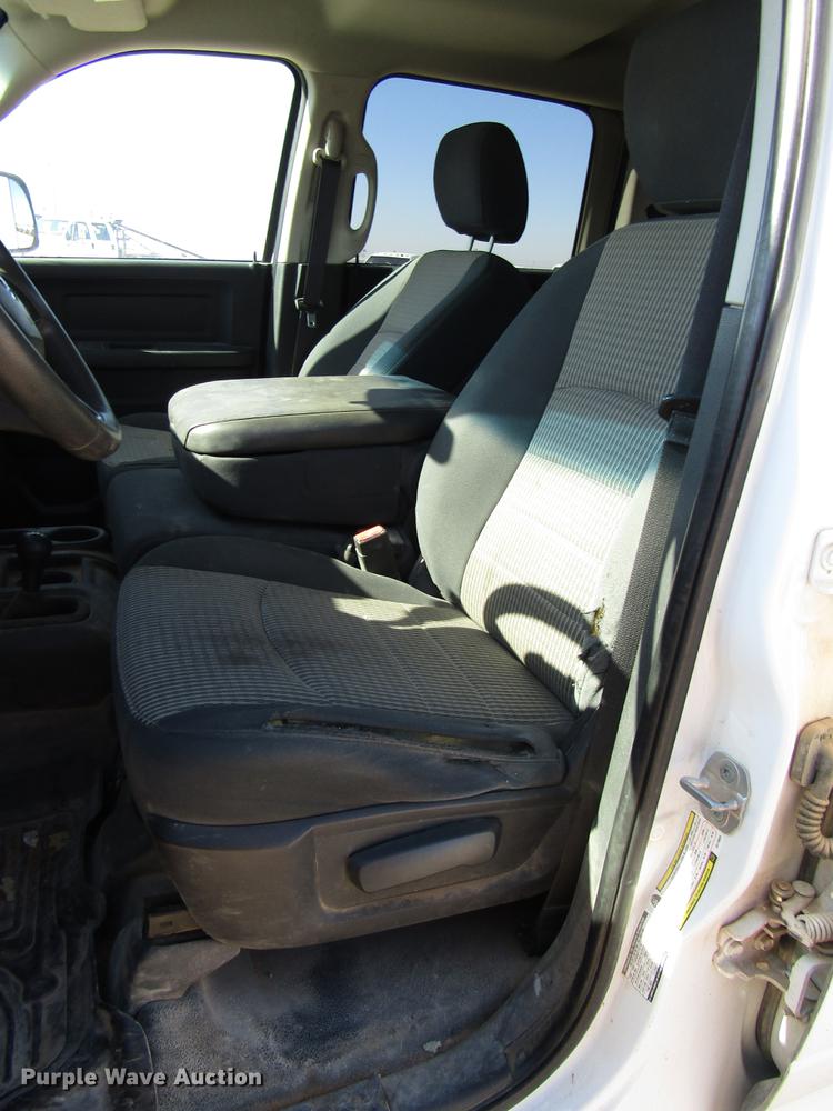 image for item DB6936 2012 Dodge Ram 2500 Crew Cab pickup truck