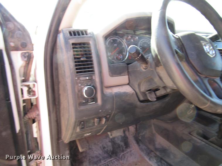image for item DB6936 2012 Dodge Ram 2500 Crew Cab pickup truck