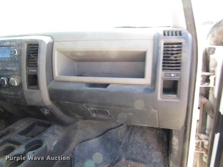 image for item DB6936 2012 Dodge Ram 2500 Crew Cab pickup truck