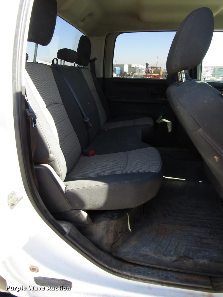 image for item DB6936 2012 Dodge Ram 2500 Crew Cab pickup truck