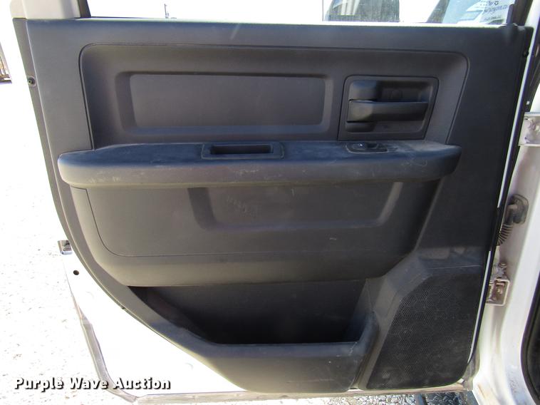 image for item DB6936 2012 Dodge Ram 2500 Crew Cab pickup truck