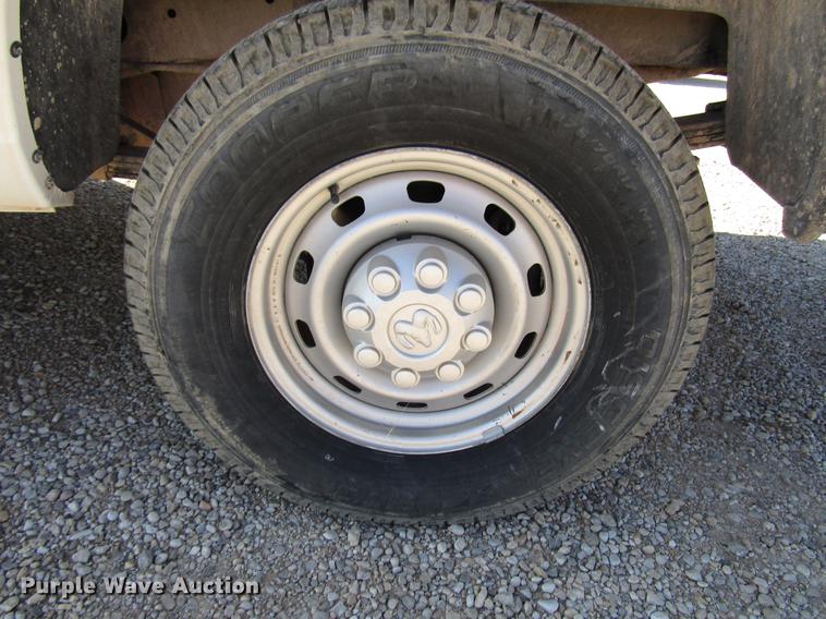 image for item DB6936 2012 Dodge Ram 2500 Crew Cab pickup truck