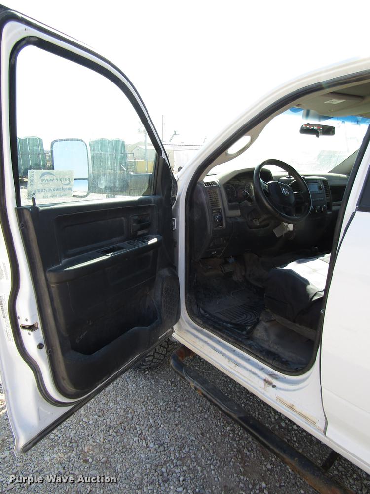 image for item DB6938 2012 Dodge Ram 3500 Crew Cab pickup truck