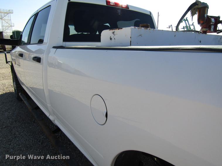 image for item DB6938 2012 Dodge Ram 3500 Crew Cab pickup truck