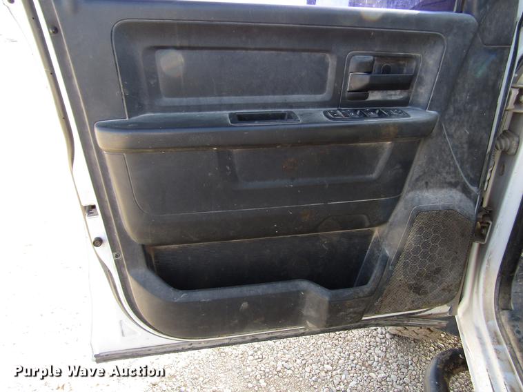 image for item DB6941 2011 Dodge Ram 5500 Crew Cab flatbed truck