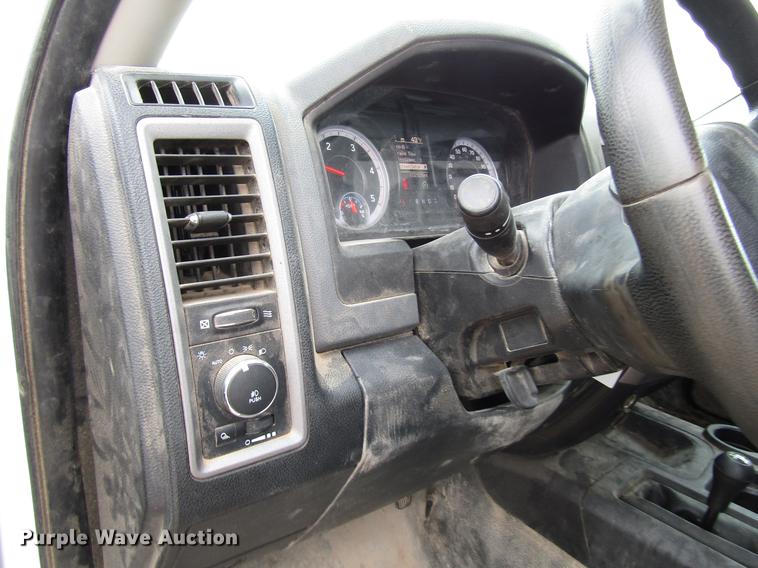 image for item DB6942 2014 Dodge Ram 5500 Crew Cab flatbed truck