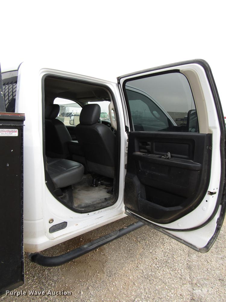 image for item DB6942 2014 Dodge Ram 5500 Crew Cab flatbed truck