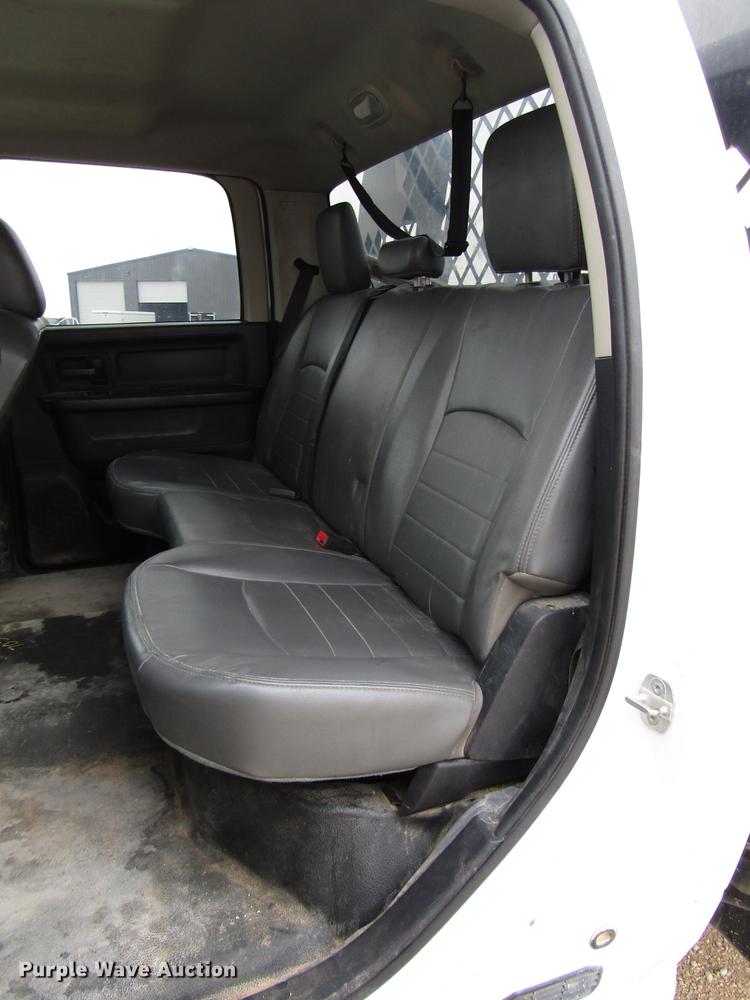 image for item DB6942 2014 Dodge Ram 5500 Crew Cab flatbed truck