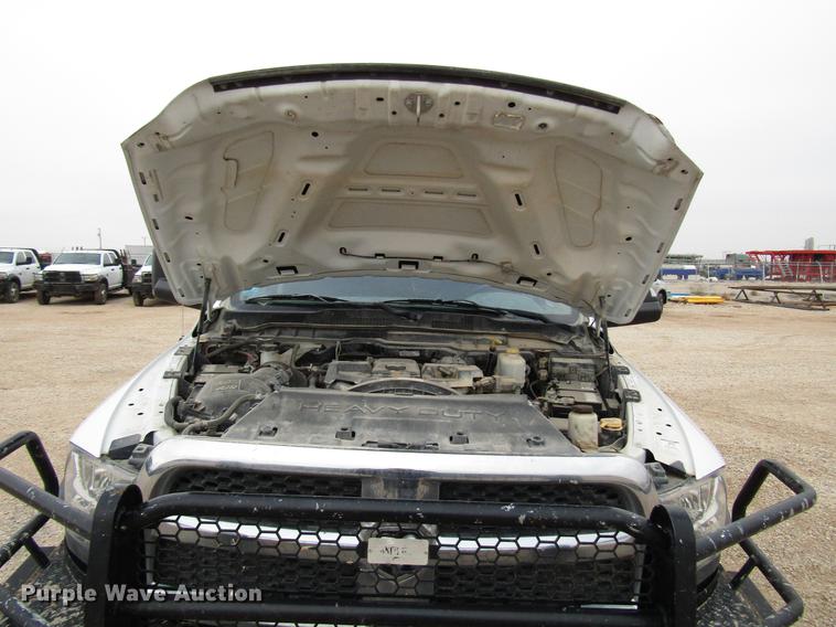 image for item DB6942 2014 Dodge Ram 5500 Crew Cab flatbed truck