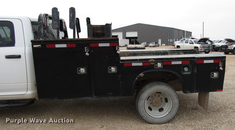 image for item DB6942 2014 Dodge Ram 5500 Crew Cab flatbed truck