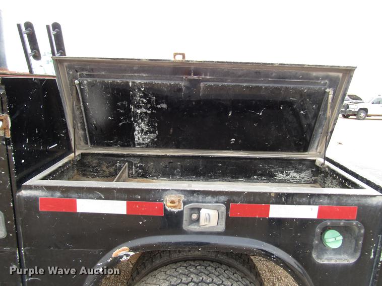 image for item DB6942 2014 Dodge Ram 5500 Crew Cab flatbed truck