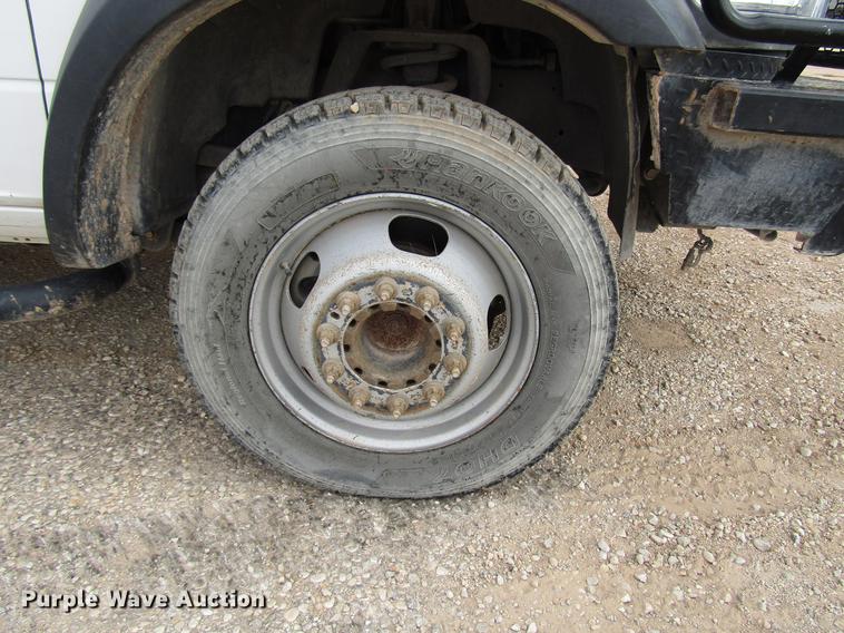 image for item DB6942 2014 Dodge Ram 5500 Crew Cab flatbed truck