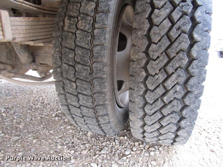 image for item DB6942 2014 Dodge Ram 5500 Crew Cab flatbed truck