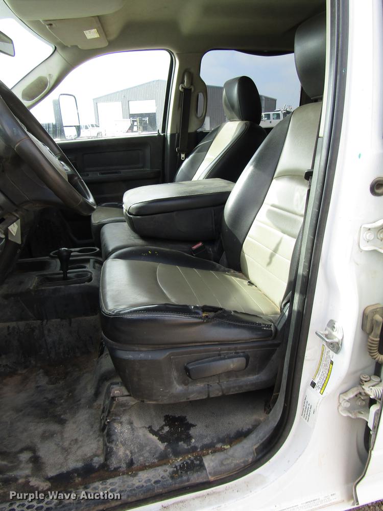 image for item DB6943 2011 Dodge Ram 5500 Crew Cab flatbed truck