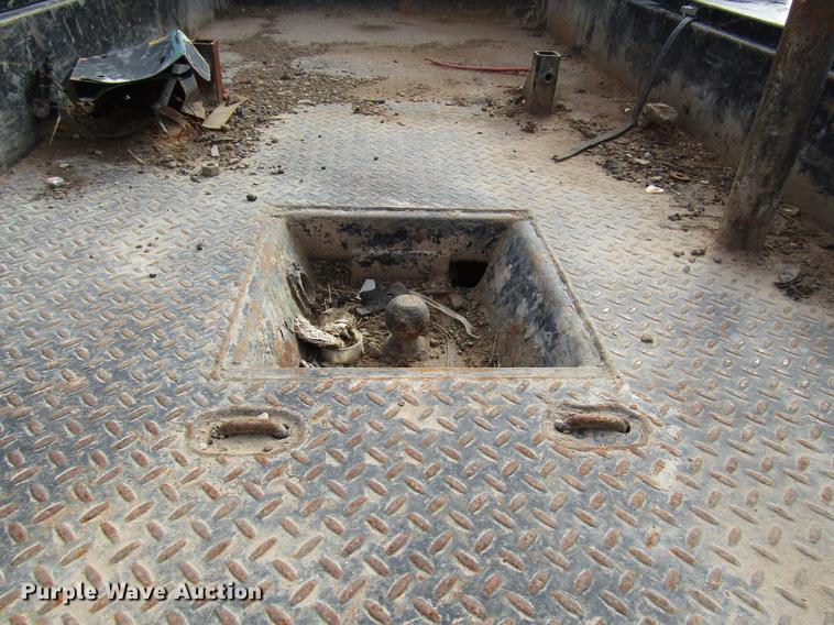 image for item DB6943 2011 Dodge Ram 5500 Crew Cab flatbed truck