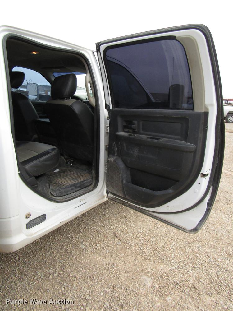 image for item DB6944 2011 Dodge Ram 5500 Crew Cab flatbed truck