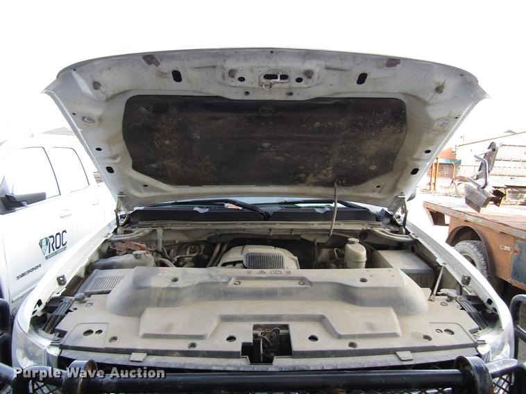 image for item DB6946 2011 Chevrolet Silverado 2500 Ext. Cab pickup truck