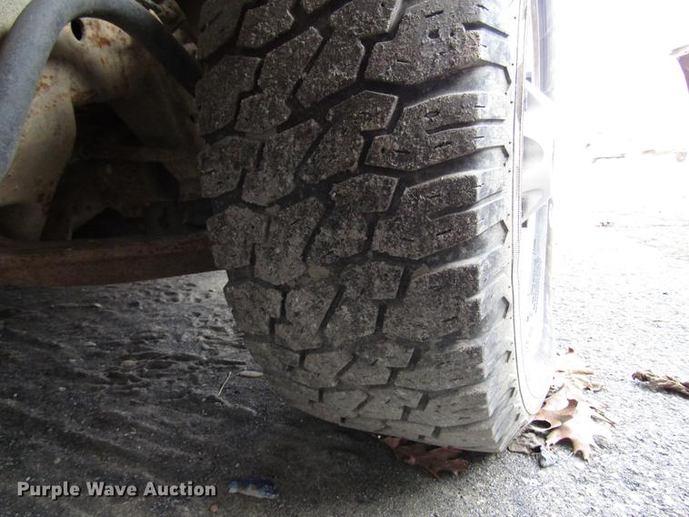 image for item DB6946 2011 Chevrolet Silverado 2500 Ext. Cab pickup truck