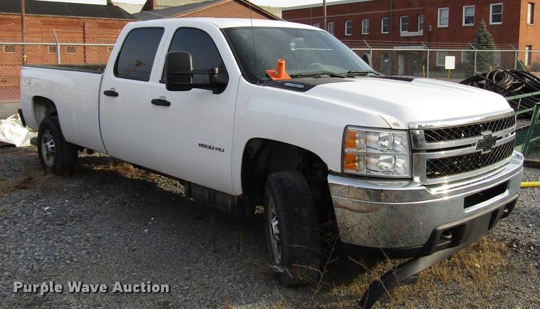 image for item DB6948 2012 Chevrolet Silverado 2500 Crew Cab pickup truck