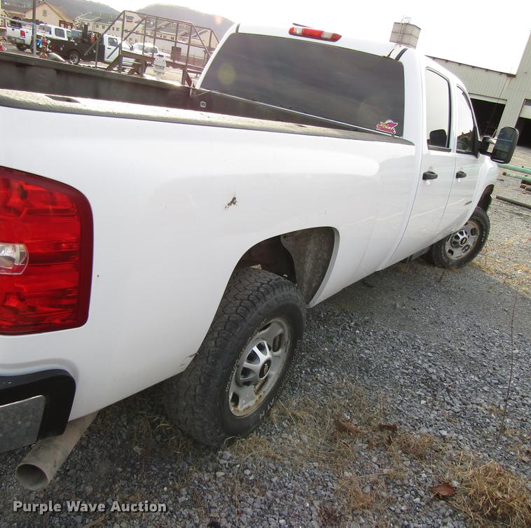 image for item DB6948 2012 Chevrolet Silverado 2500 Crew Cab pickup truck