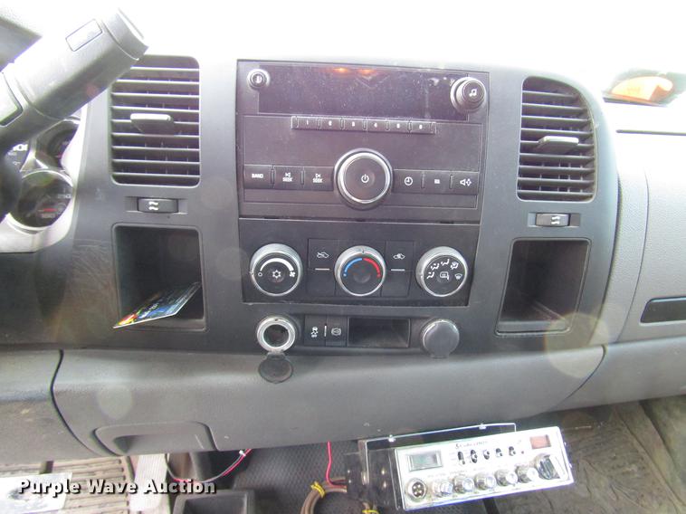 image for item DB6948 2012 Chevrolet Silverado 2500 Crew Cab pickup truck