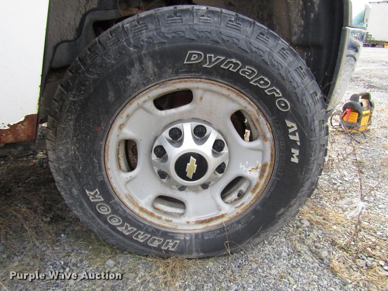 image for item DB6948 2012 Chevrolet Silverado 2500 Crew Cab pickup truck