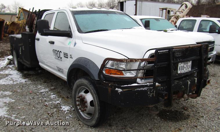 image for item DB6953 2011 Dodge Ram 5500 Crew Cab flatbed truck