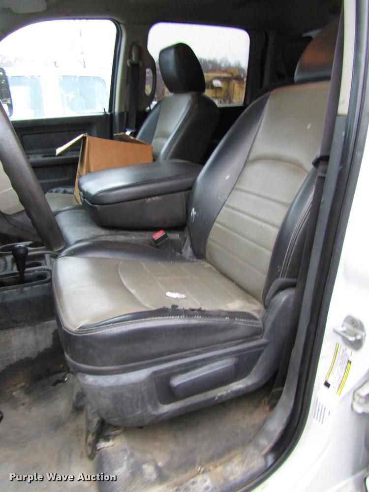 image for item DB6953 2011 Dodge Ram 5500 Crew Cab flatbed truck