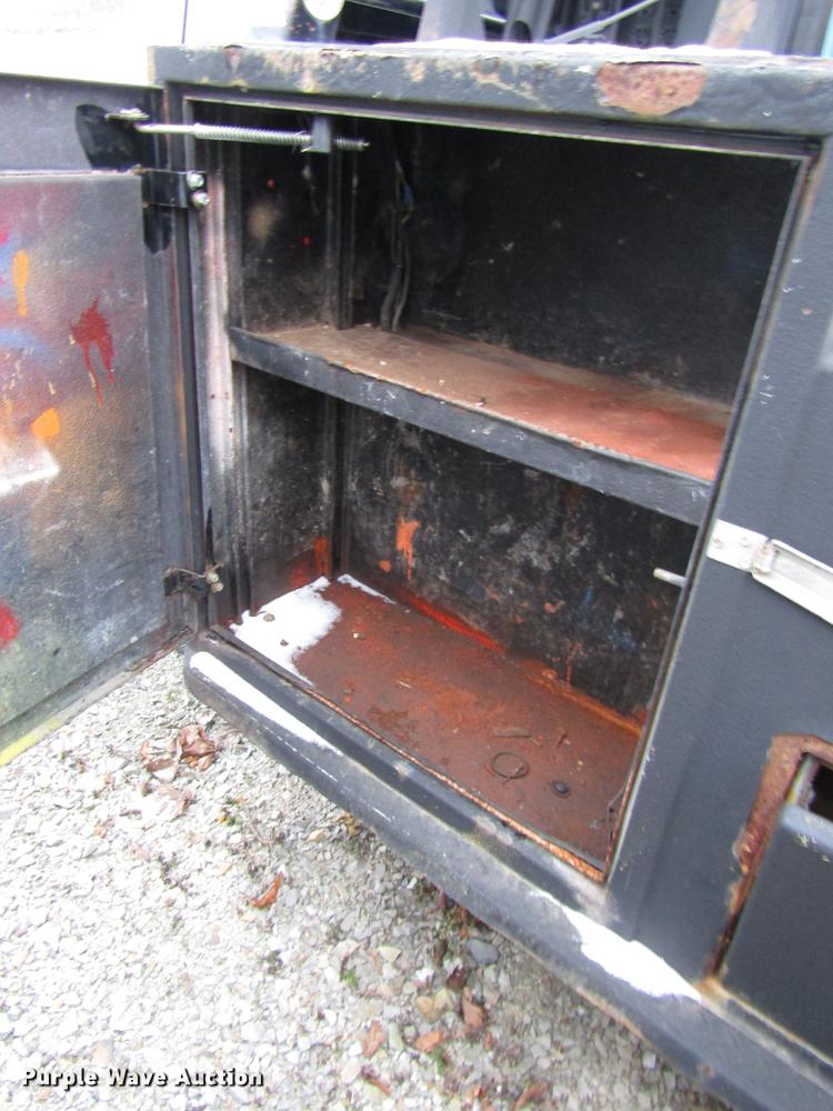 image for item DB6953 2011 Dodge Ram 5500 Crew Cab flatbed truck