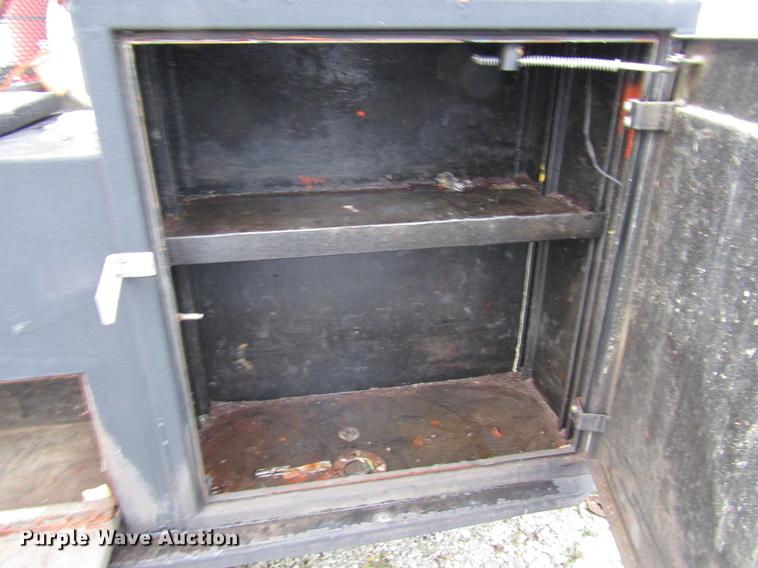 image for item DB6953 2011 Dodge Ram 5500 Crew Cab flatbed truck