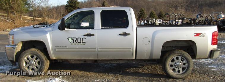image for item DB6955 2011 Chevrolet Silverado 2500HD Crew Cab pickup truck