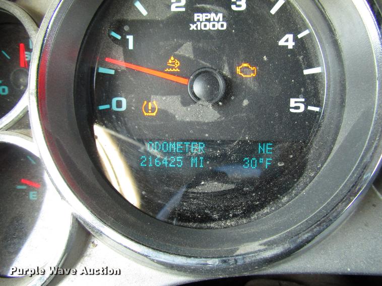 image for item DB6955 2011 Chevrolet Silverado 2500HD Crew Cab pickup truck