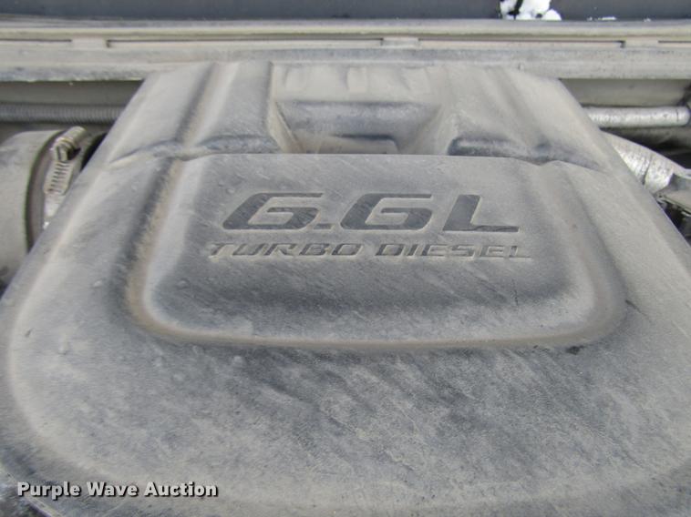 image for item DB6955 2011 Chevrolet Silverado 2500HD Crew Cab pickup truck